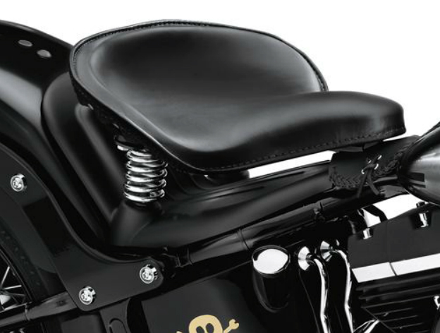 50193-96 コンチョ・パッセンジャーフットボードカバー Harley