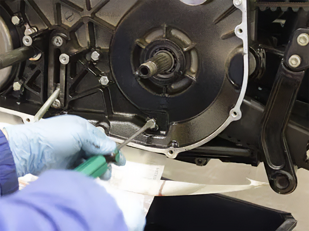 インナープライマリーケースの取り外し