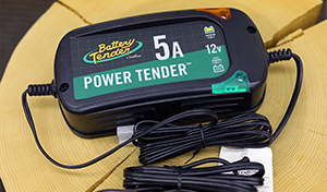 バッテリーテンダー 800mA - Battery Tender | アンバーピース