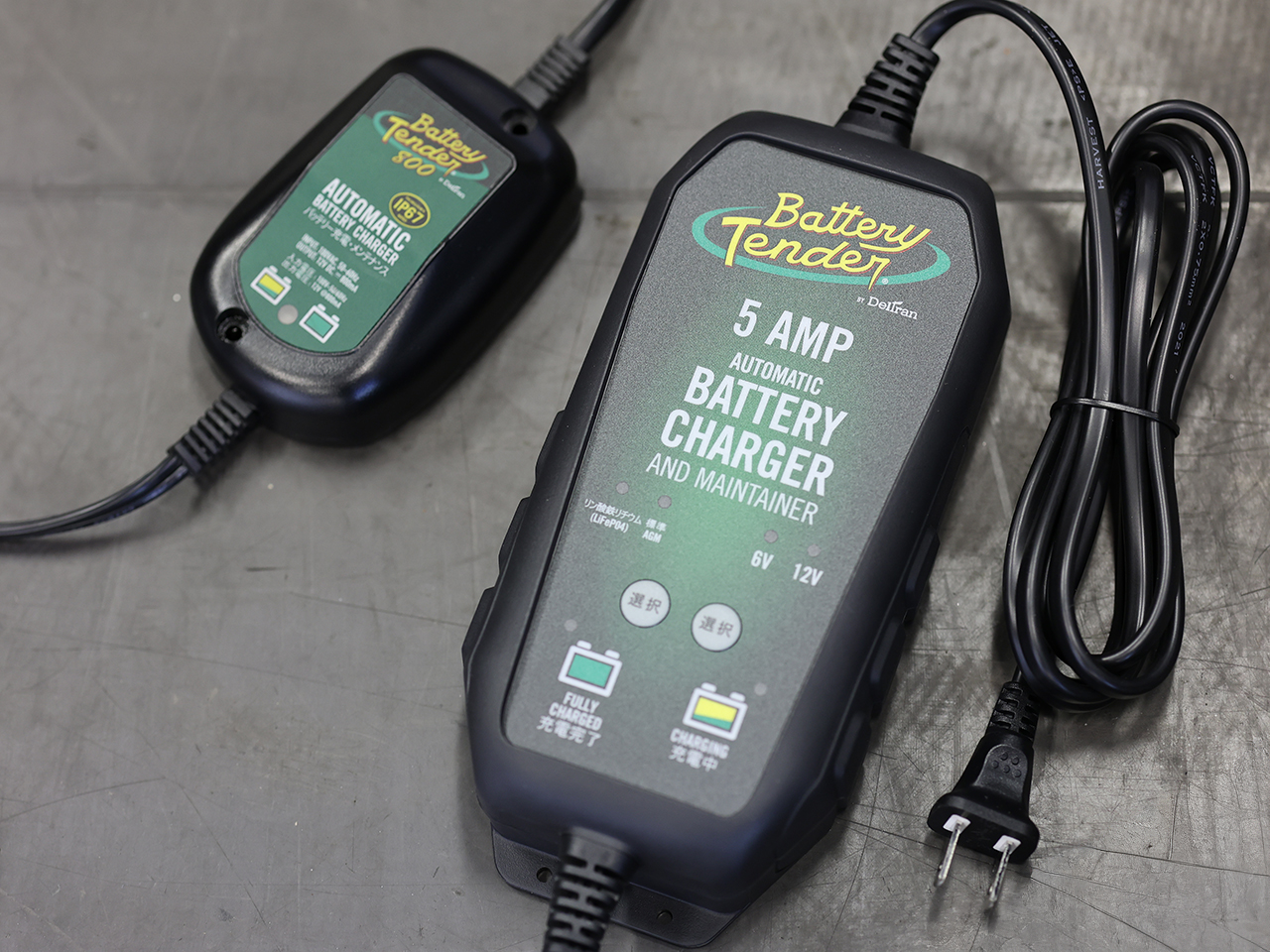 5Aと800mAのバッテリーテンダー