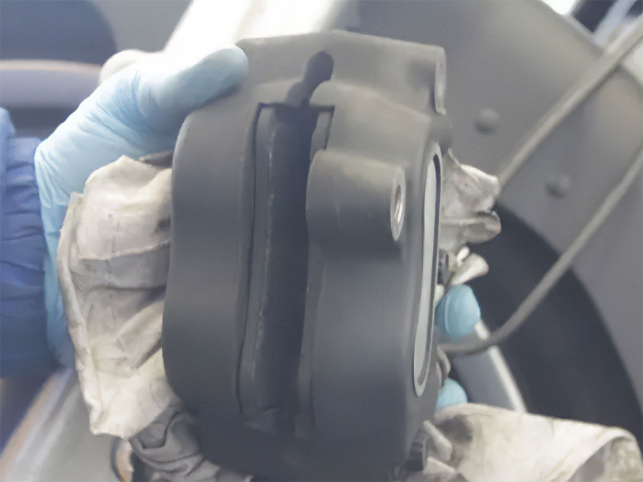 ABSカバーを外す3