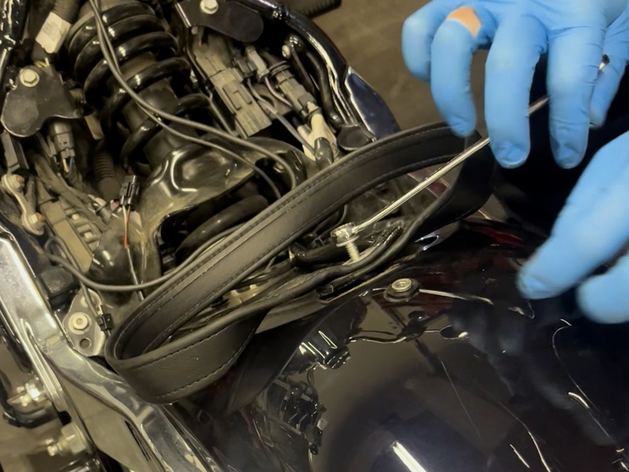 フェンダービブ取り付け1