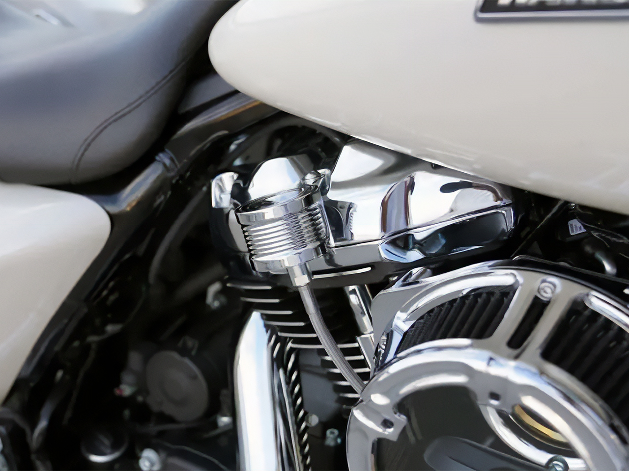 アレンネスのオイルプレッシャーゲージ装着イメージ1