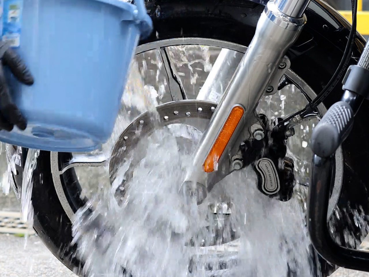 ホイールの洗車