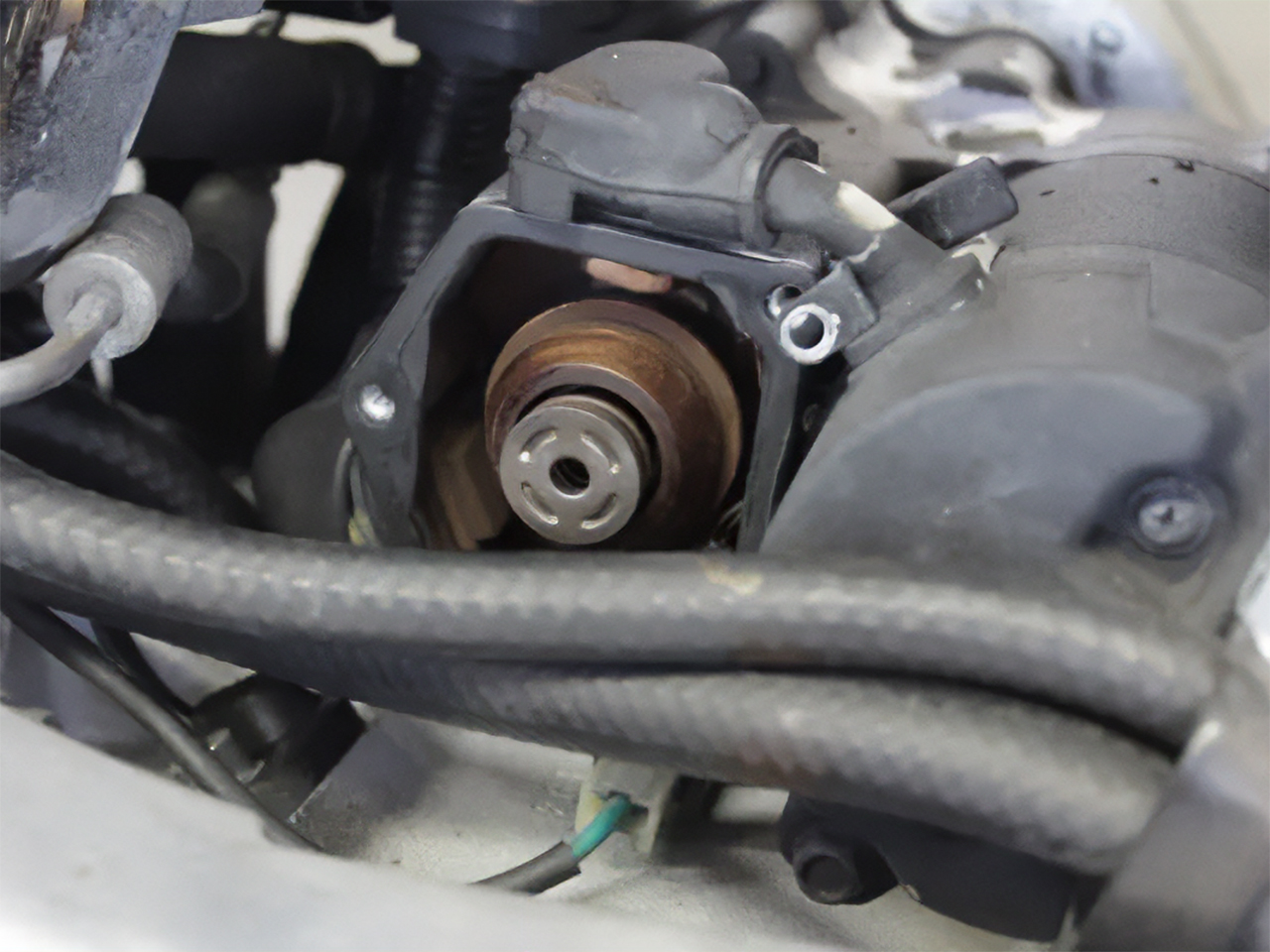 スターターソレノイドの交換1