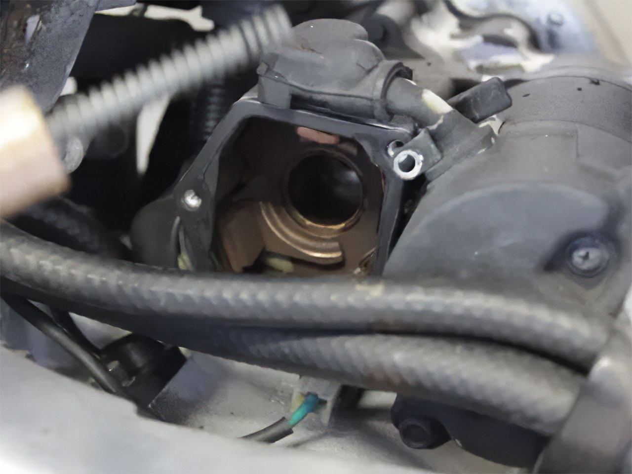 スターターソレノイドの交換2