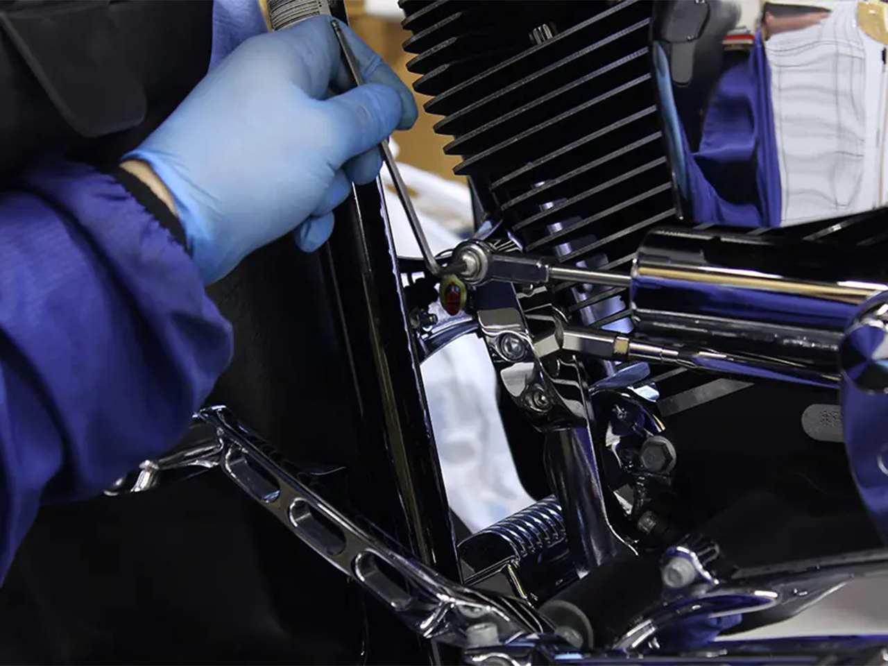 シフターアームブラケットの装着