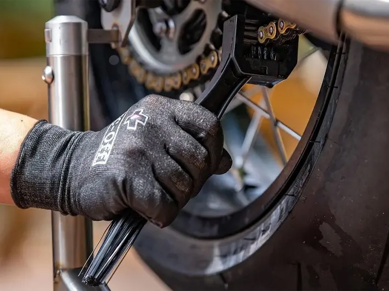 muc-offを使いチェーンを清掃