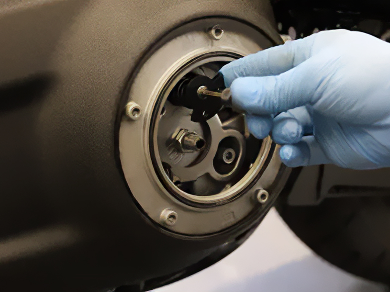 アレンネスのオイルプレッシャーゲージ 裏面